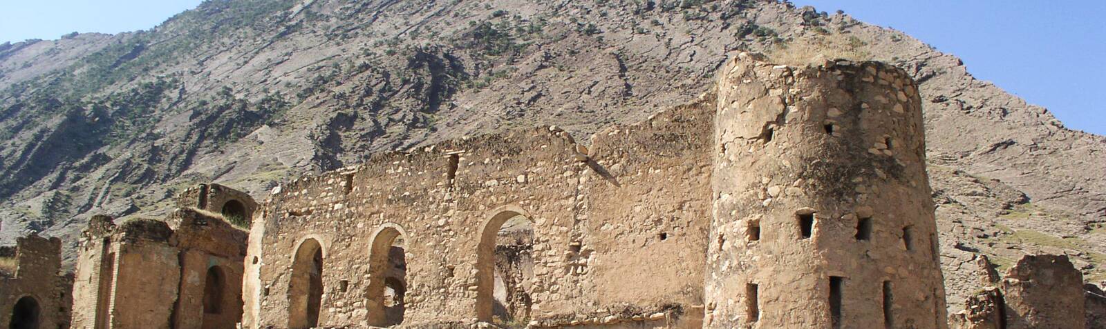 Sheikh Makan Castle (Pour Asharaf) 